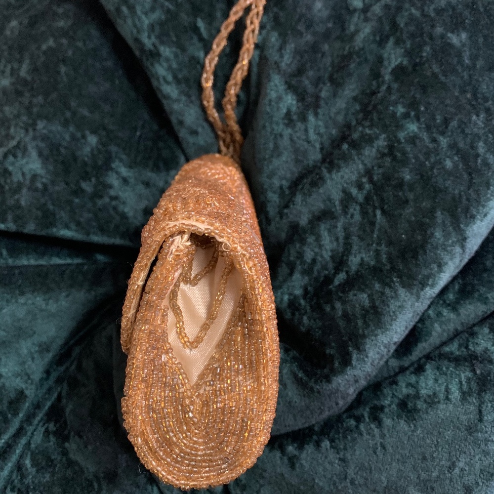 Gold Purse - Picture 2 of 4